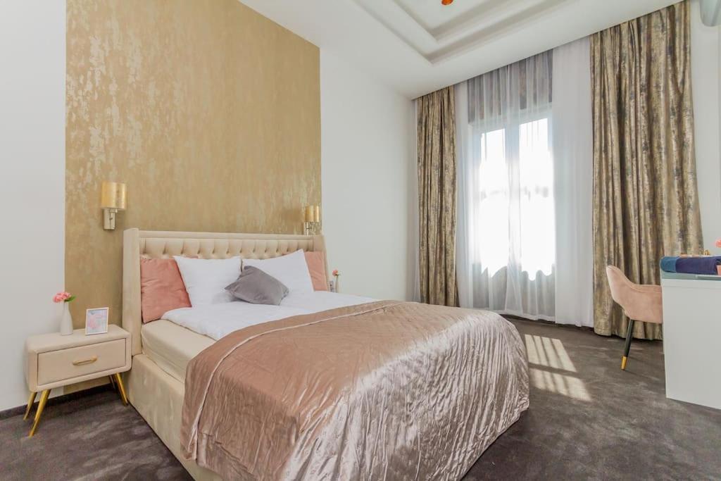 The Opulent Oasis By Newave Apartments Boedapest Buitenkant foto