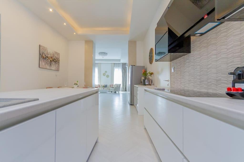 The Opulent Oasis By Newave Apartments Boedapest Buitenkant foto